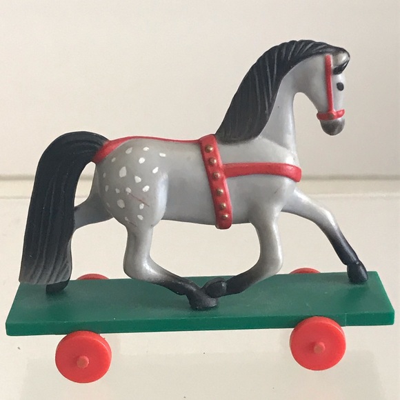 HALLMARK Christmas Merry Miniature 1985 Apaloosa Horse on Wheels  - VTG - Picture 3 of 12